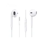 هدفون اپل مدل EarPods با کانکتور جک 3.5 میلی‌متری، دارای طراحی ارگونومیک، کیفیت صدای عالی، مناسب برای مکالمه و گوش دادن به موسیقی، مجهز به دکمه‌های کنترل صدا و تماس، ساخته شده از پلاستیک باکیفیت و کابل 1.2 متری.