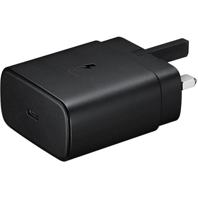تصویر شارژر دیواری 45 وات سامسونگ مدل EP-TA845NWEGAE از نمای جلو